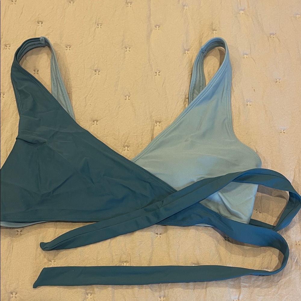 Summersalt Two-Tone Bikini Top in Teal and Light Aqua